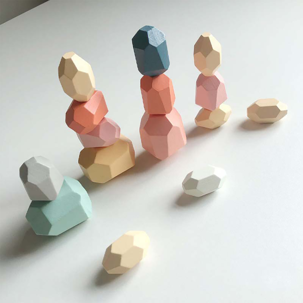 15 PCS Wooden Stone Stacking Blocks