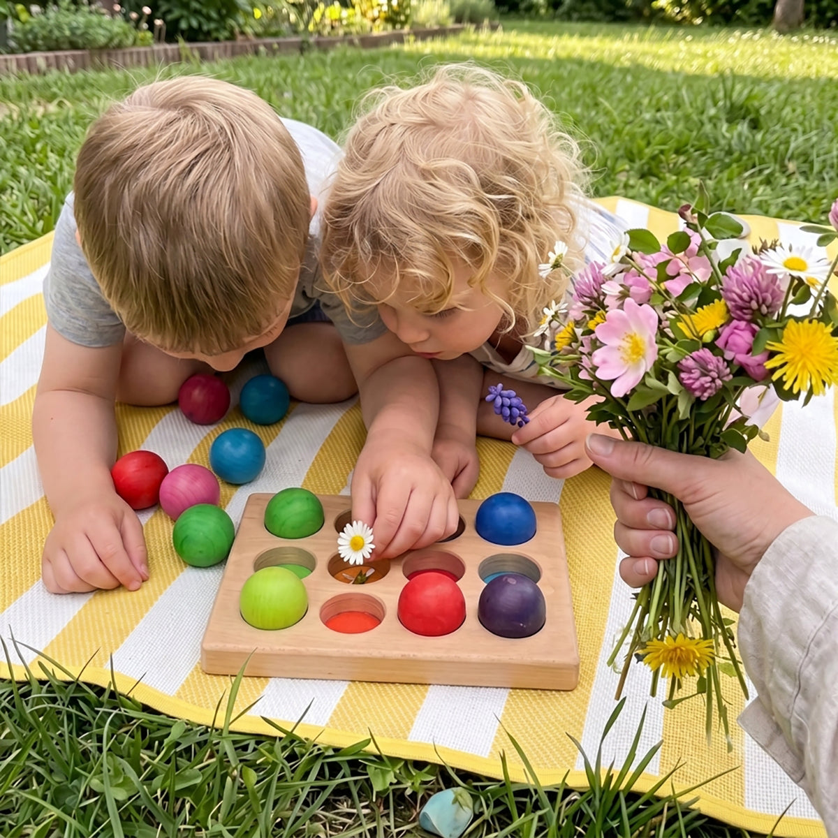 12-Piece Wooden Rainbow Balls in a Tray for Open-Ended Play