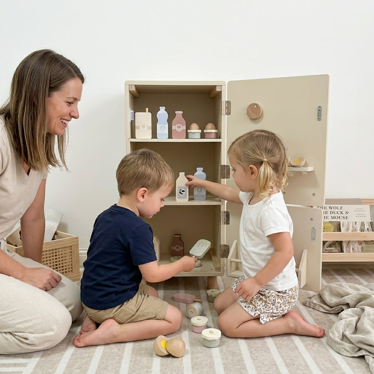 Wooden Mini Fridge Pretend Play Set with 12 Accessories