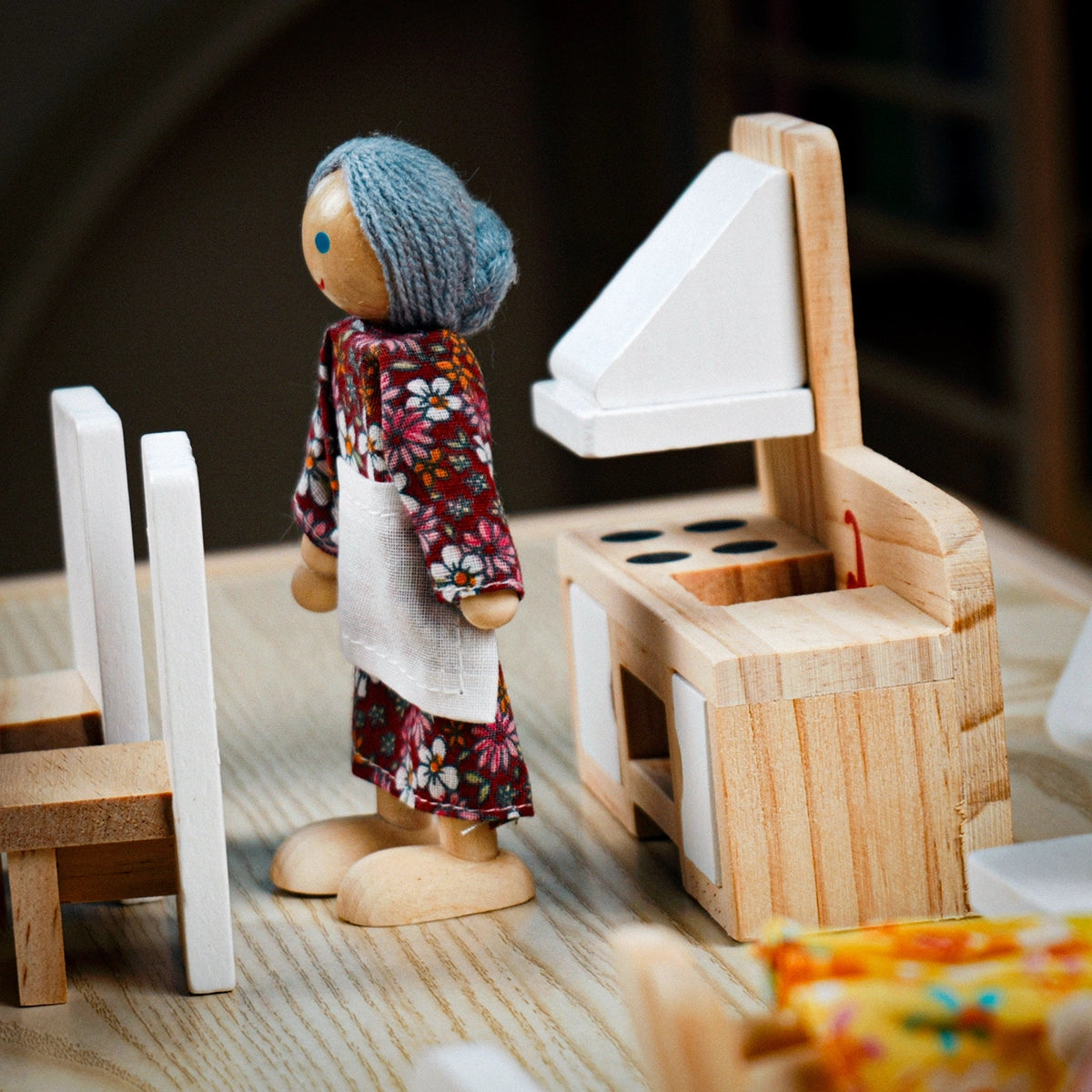 Wooden Dollhouse Furniture Set