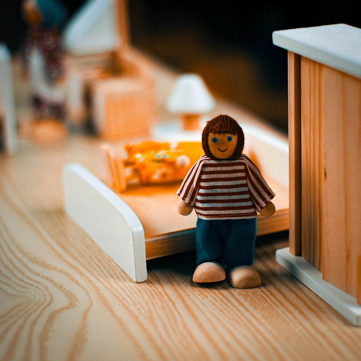 Wooden Dollhouse Furniture Set