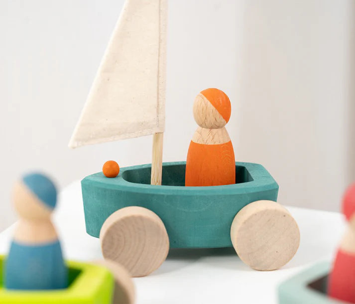 4-Piece Wooden Land Yachts & Peg Doll Sailors Set